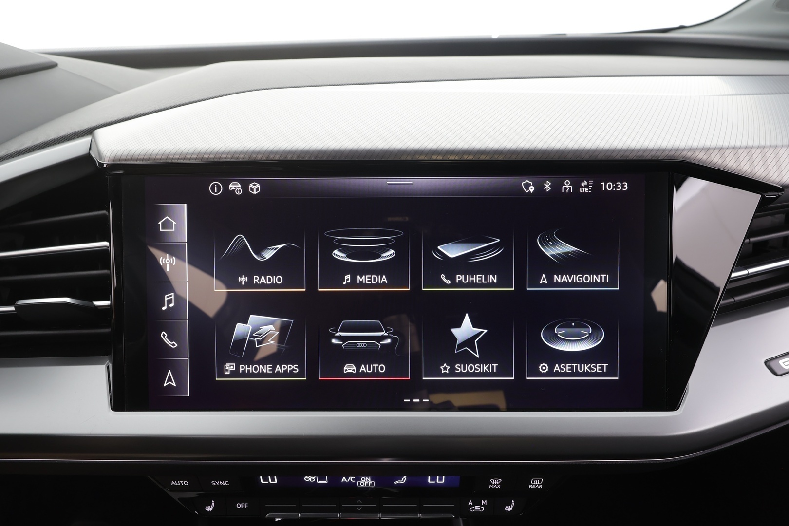 AUDI Q4 e-tron 2023