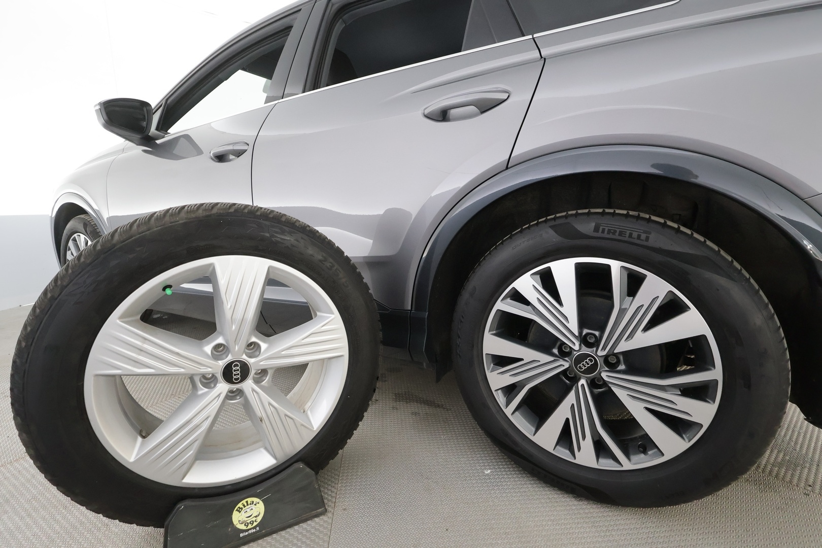 AUDI Q4 e-tron 2023