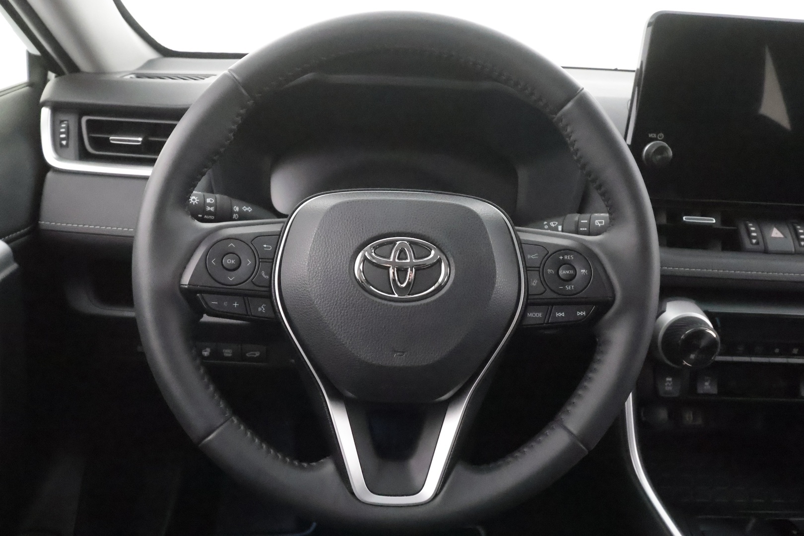 TOYOTA RAV4 2023