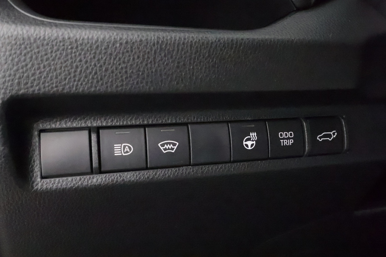 TOYOTA RAV4 2023