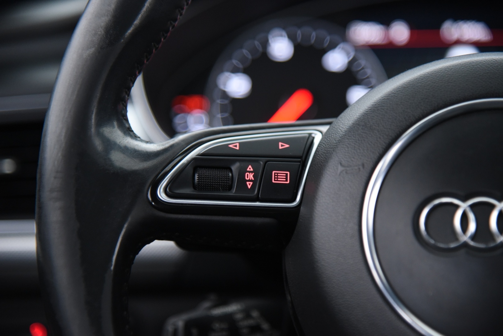 AUDI A6 allroad quattro 2013