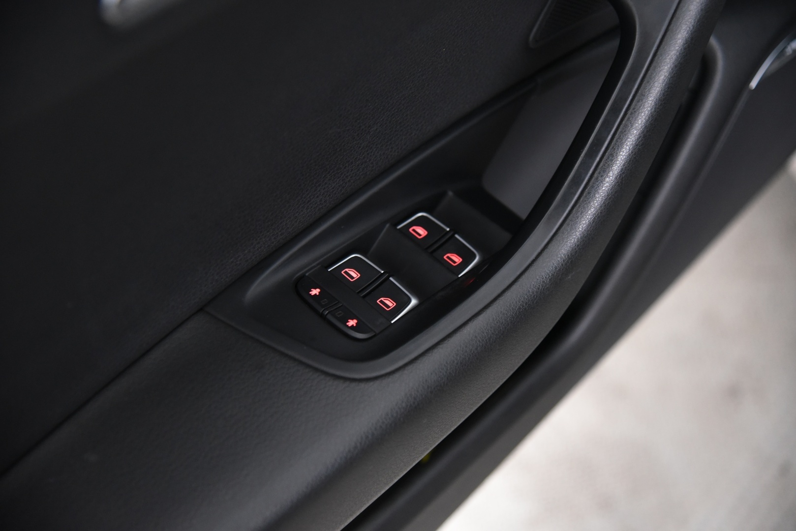 AUDI A6 allroad quattro 2013