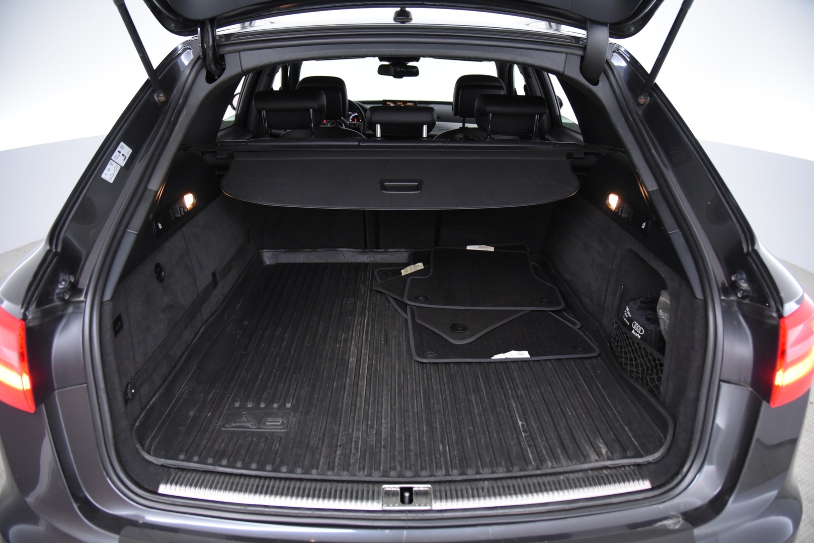 AUDI A6 allroad quattro 2013