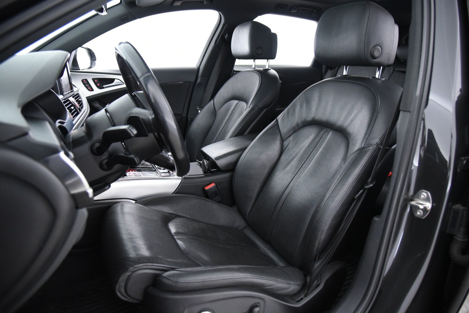 AUDI A6 allroad quattro 2013