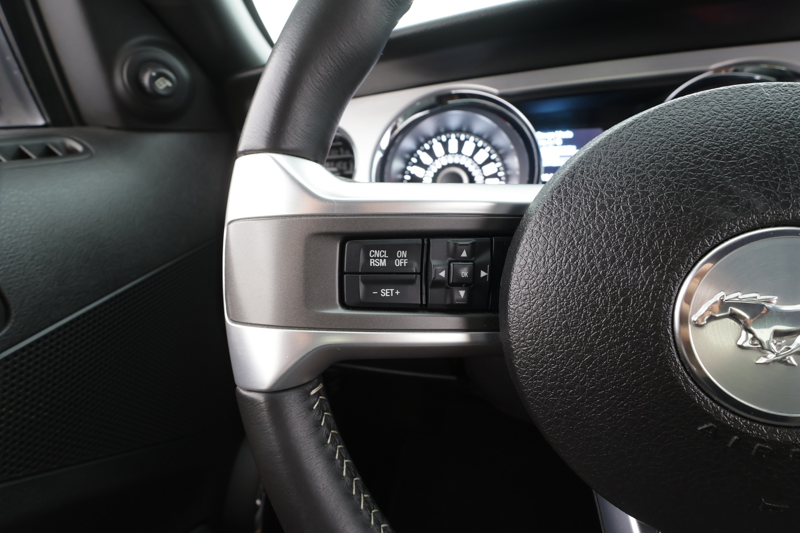 FORD Mustang 2014