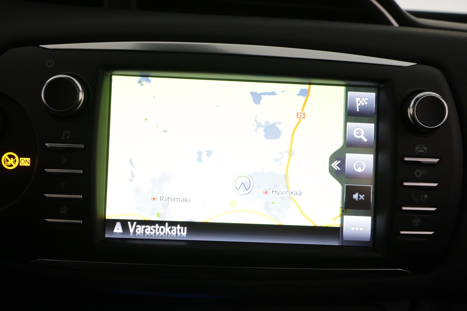 TOYOTA Yaris 2019
