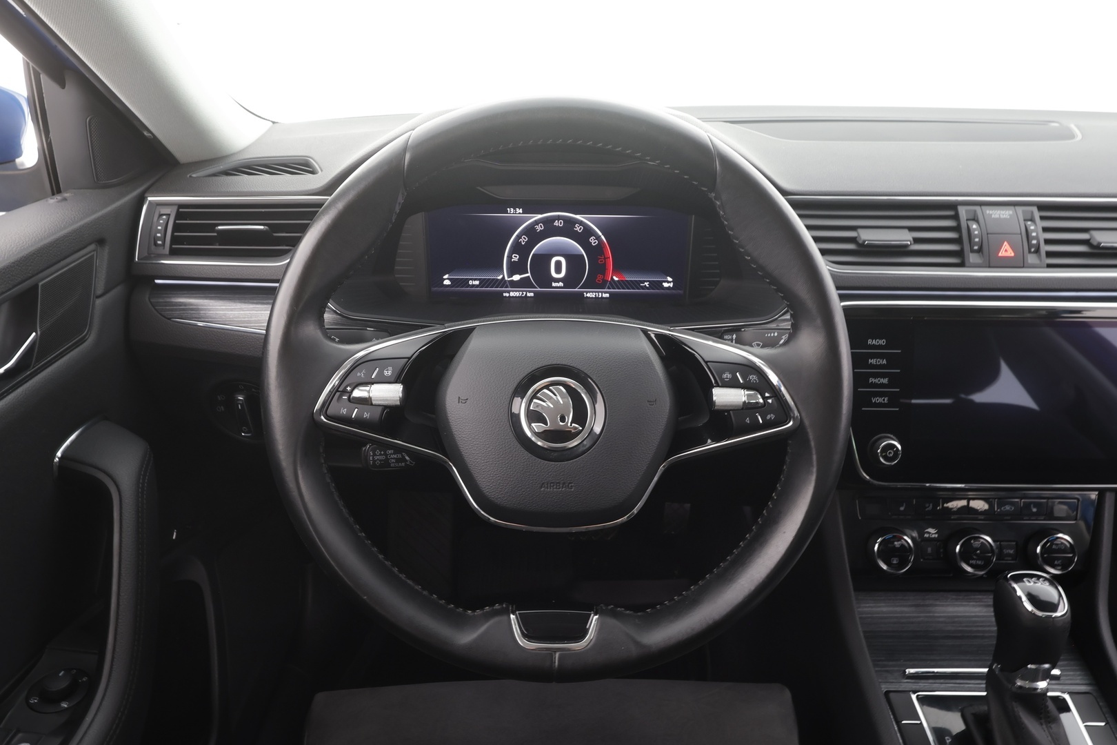 SKODA Superb 2021