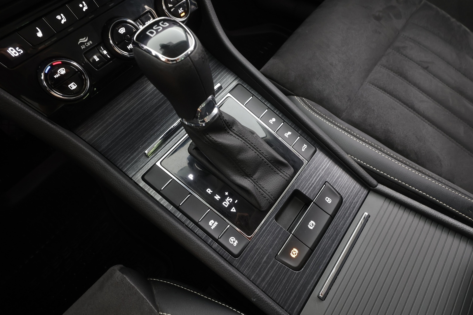 SKODA Superb 2021