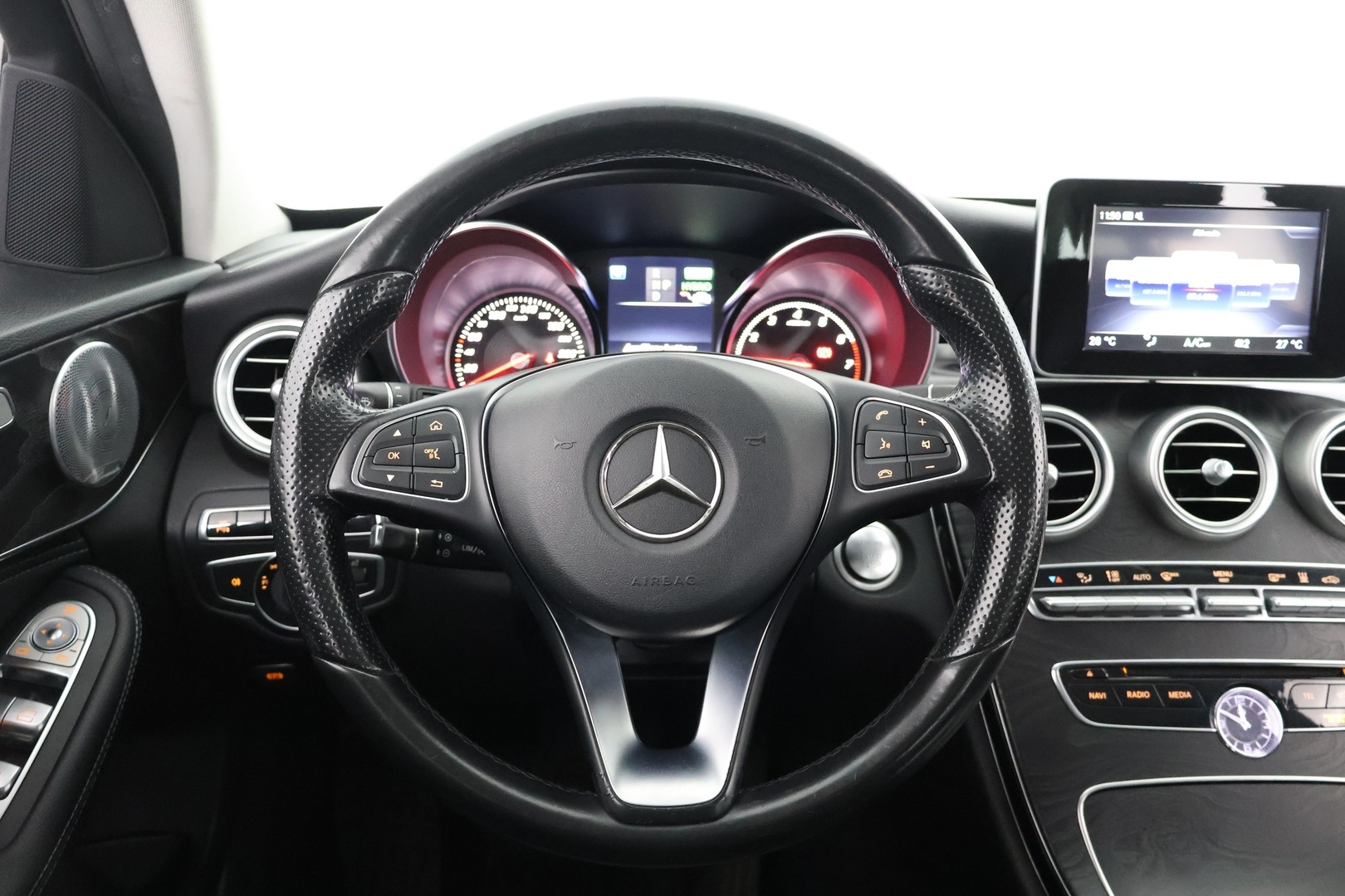 MERCEDES-BENZ C 2016