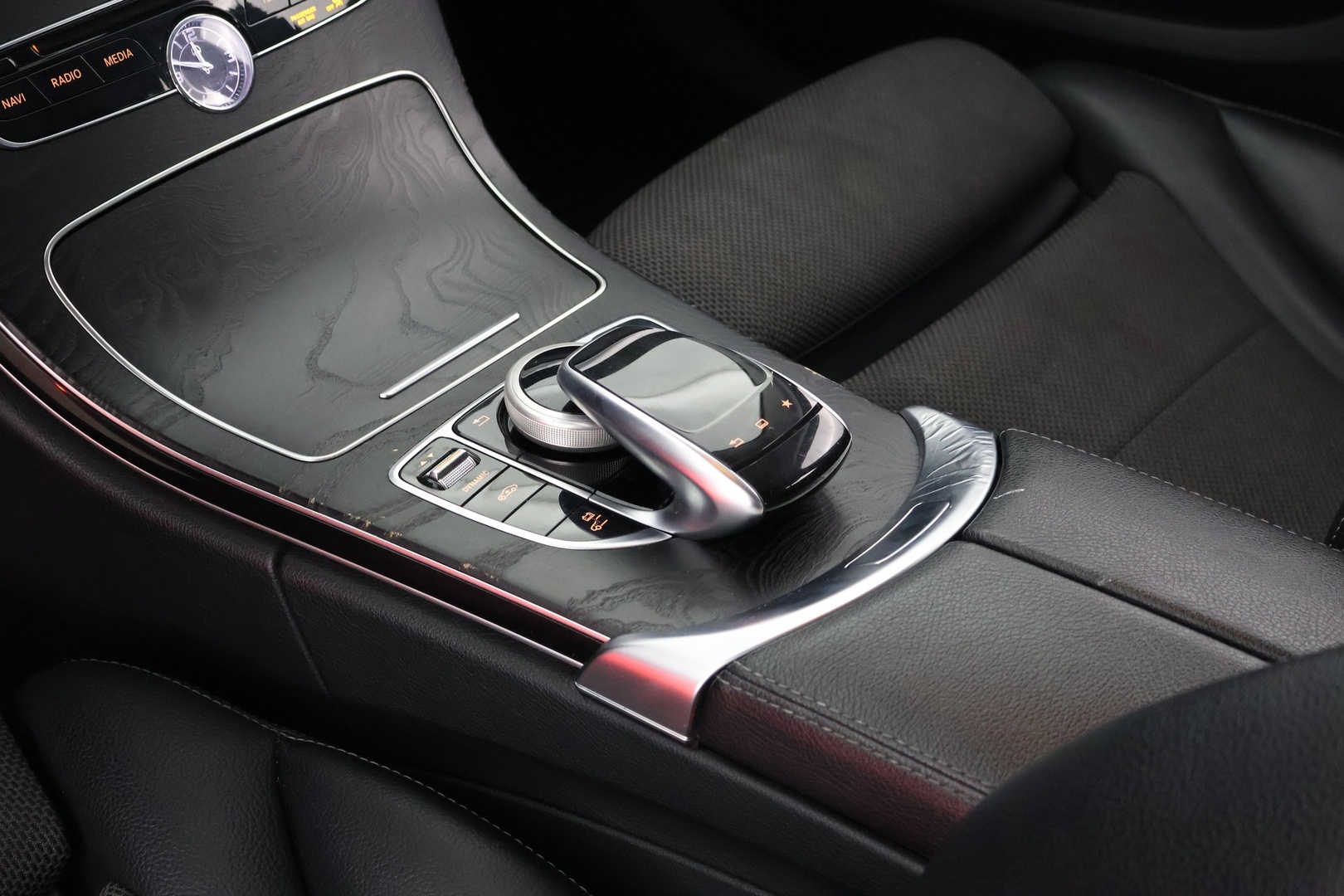 MERCEDES-BENZ C 2016