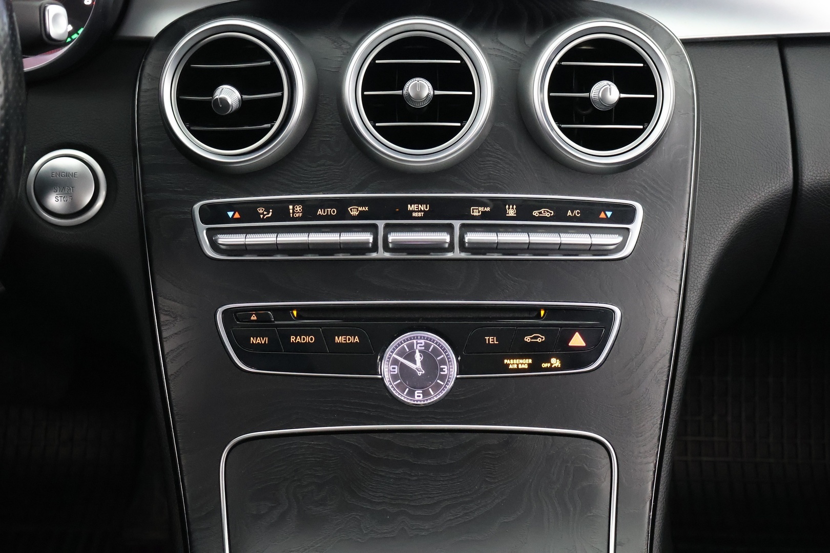 MERCEDES-BENZ C 2016