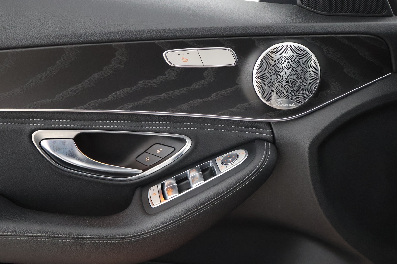 MERCEDES-BENZ C 2016