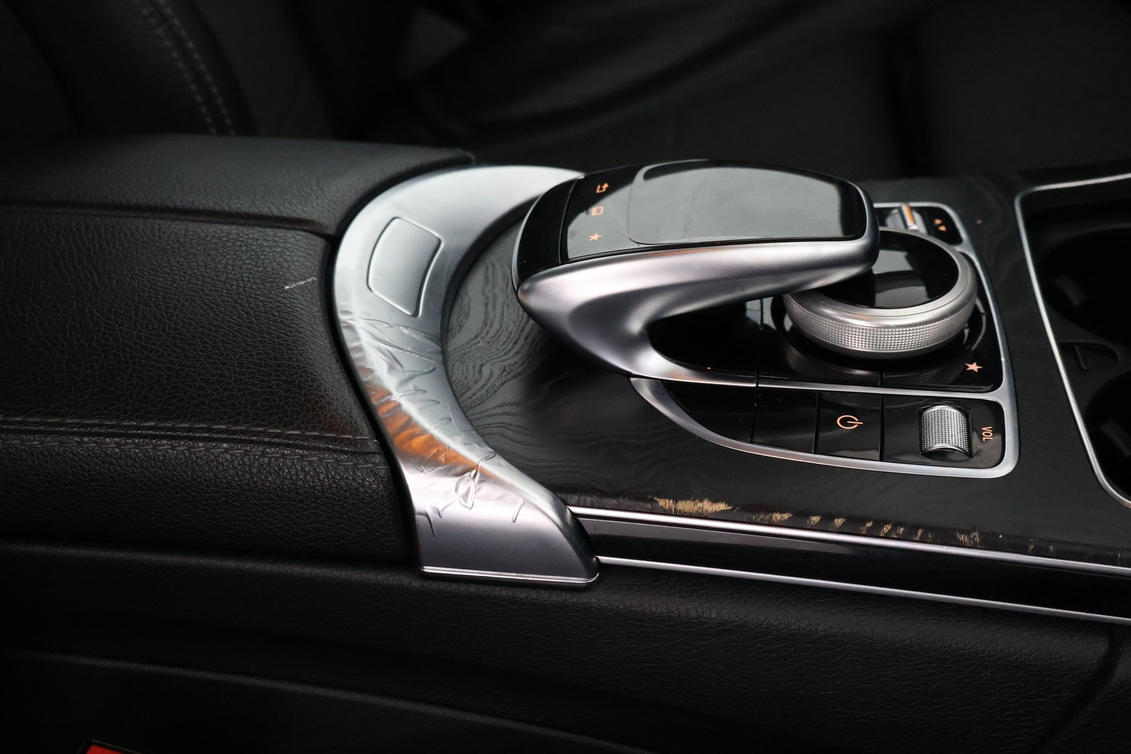 MERCEDES-BENZ C 2016