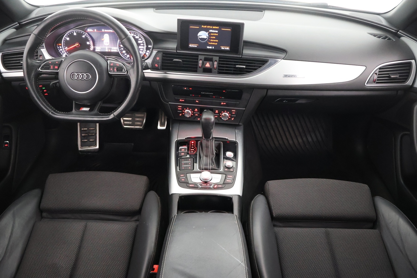 AUDI A6 2018