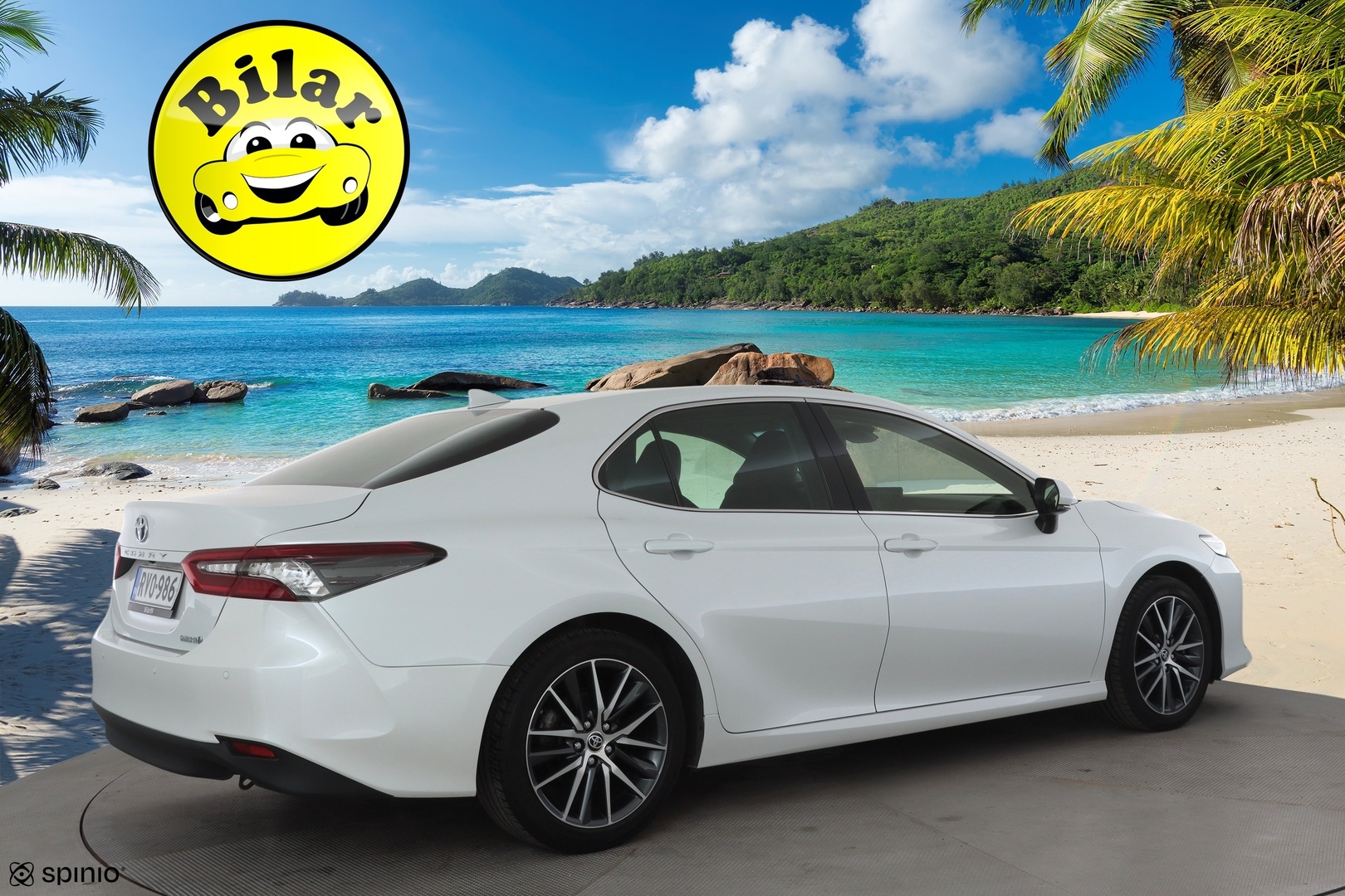 TOYOTA Camry 2024