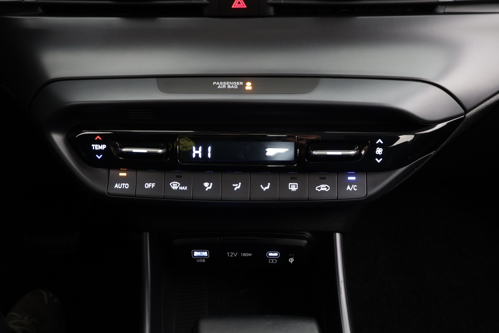 HYUNDAI i20 Hatchback 2024