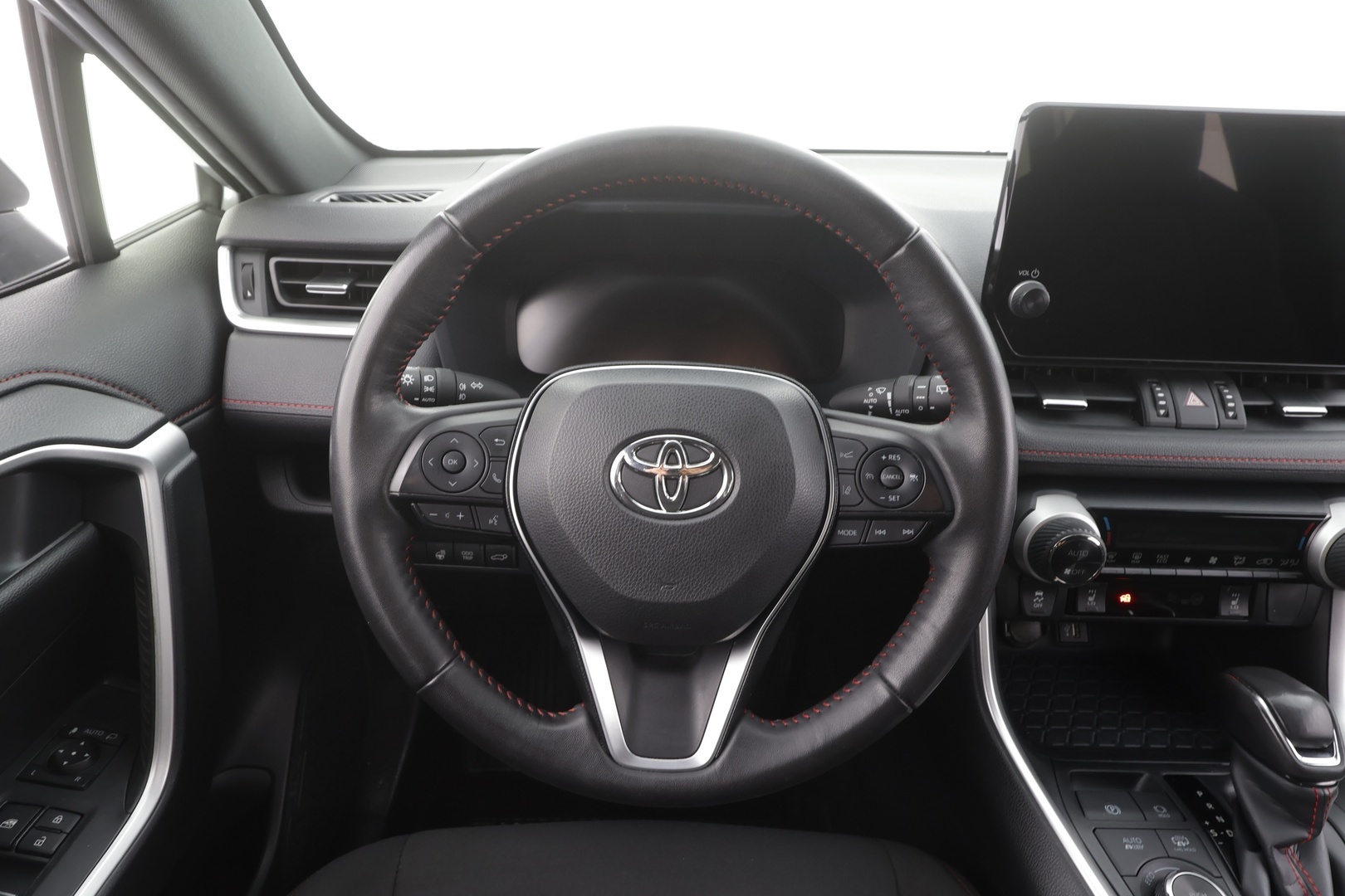 TOYOTA RAV4 Plug-in 2024
