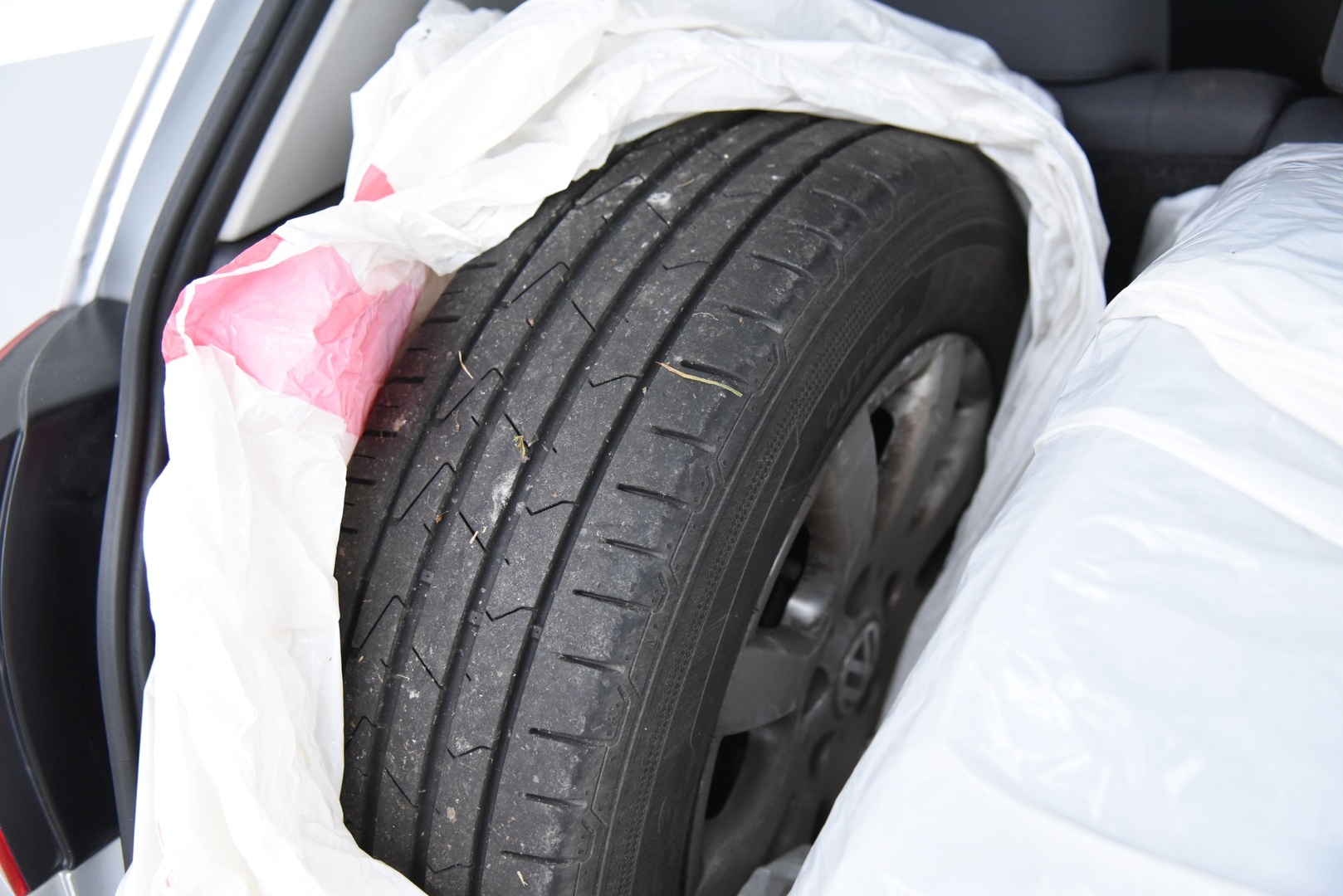 VOLKSWAGEN Golf 2005