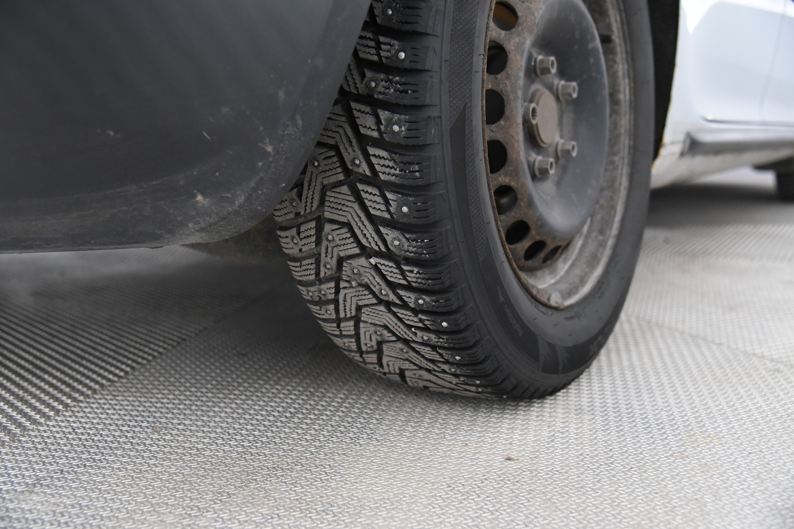 VOLKSWAGEN Golf 2005