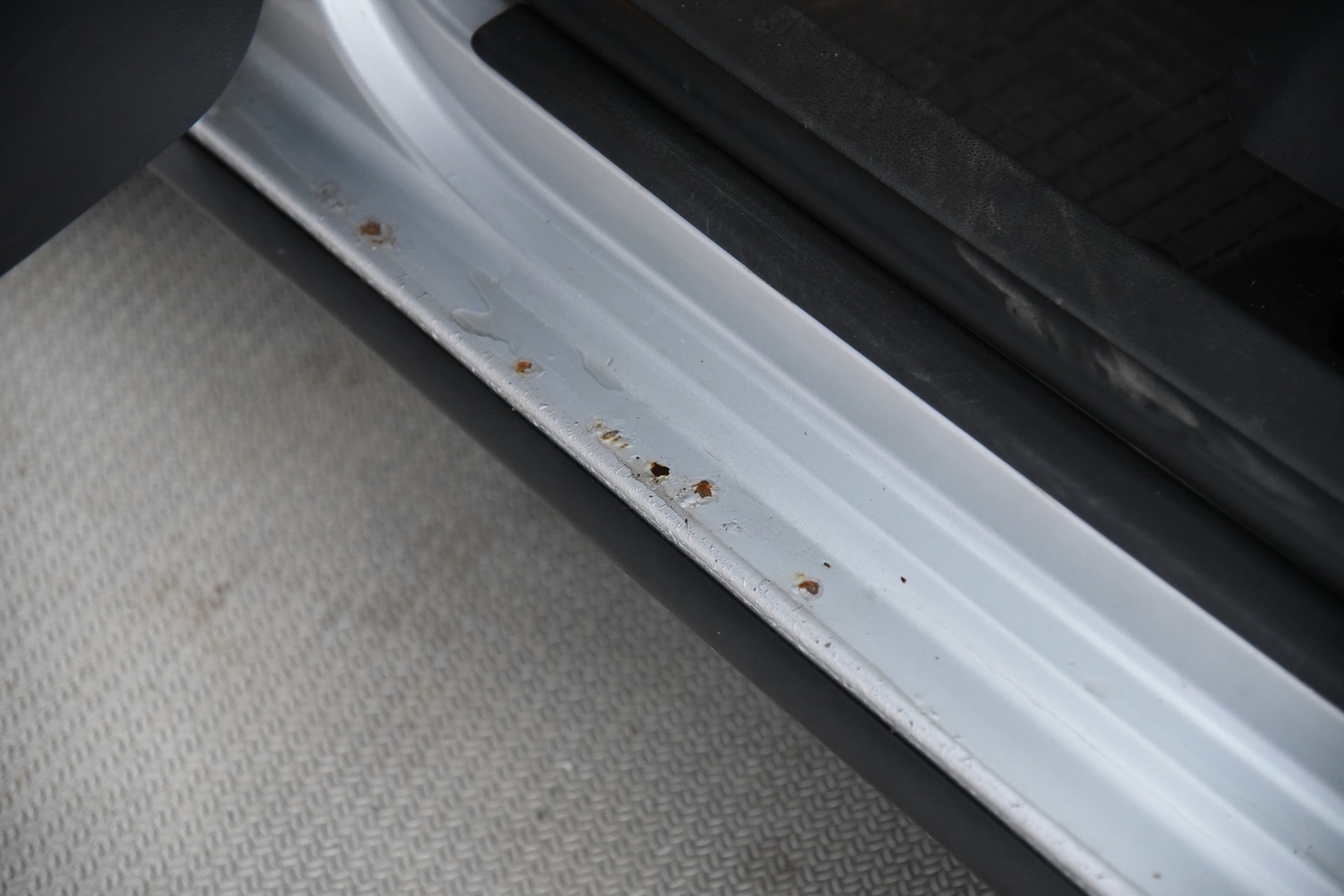 VOLKSWAGEN Golf 2005