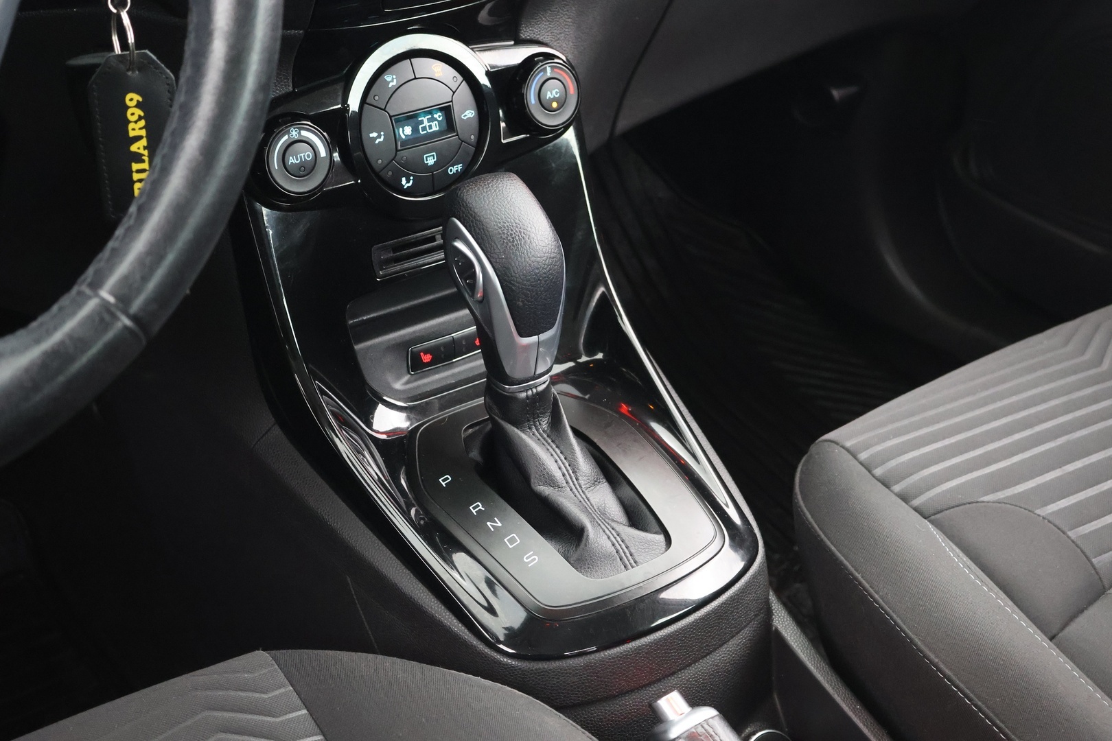 FORD Fiesta 2014