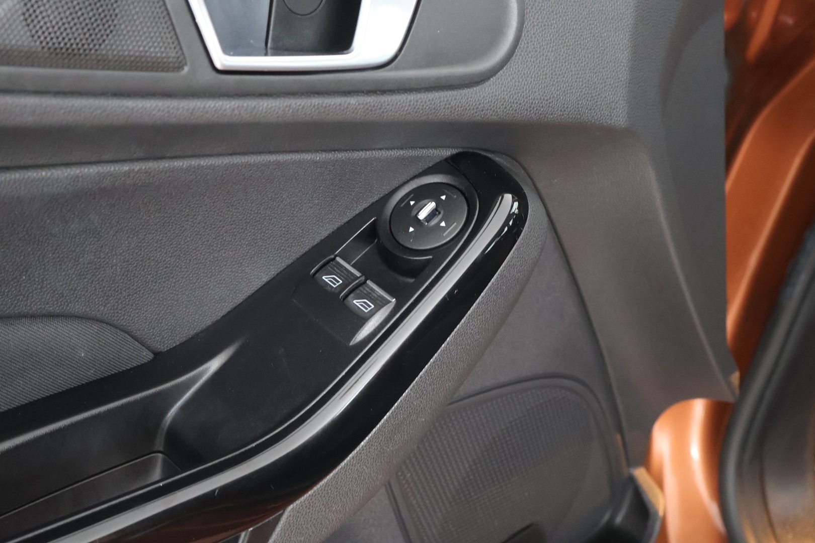 FORD Fiesta 2014