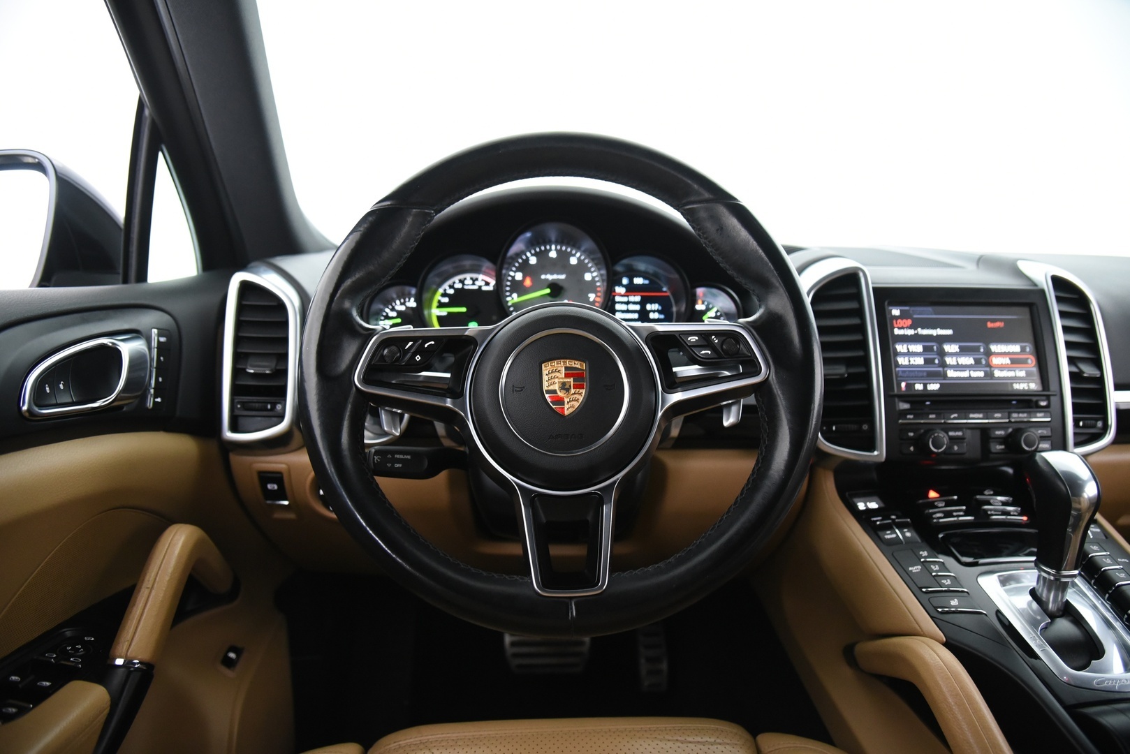 PORSCHE Cayenne 2015