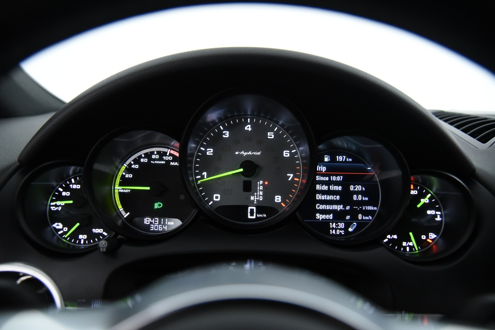 PORSCHE Cayenne 2015