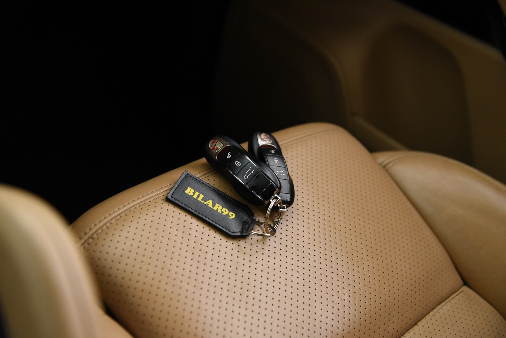 PORSCHE Cayenne 2015