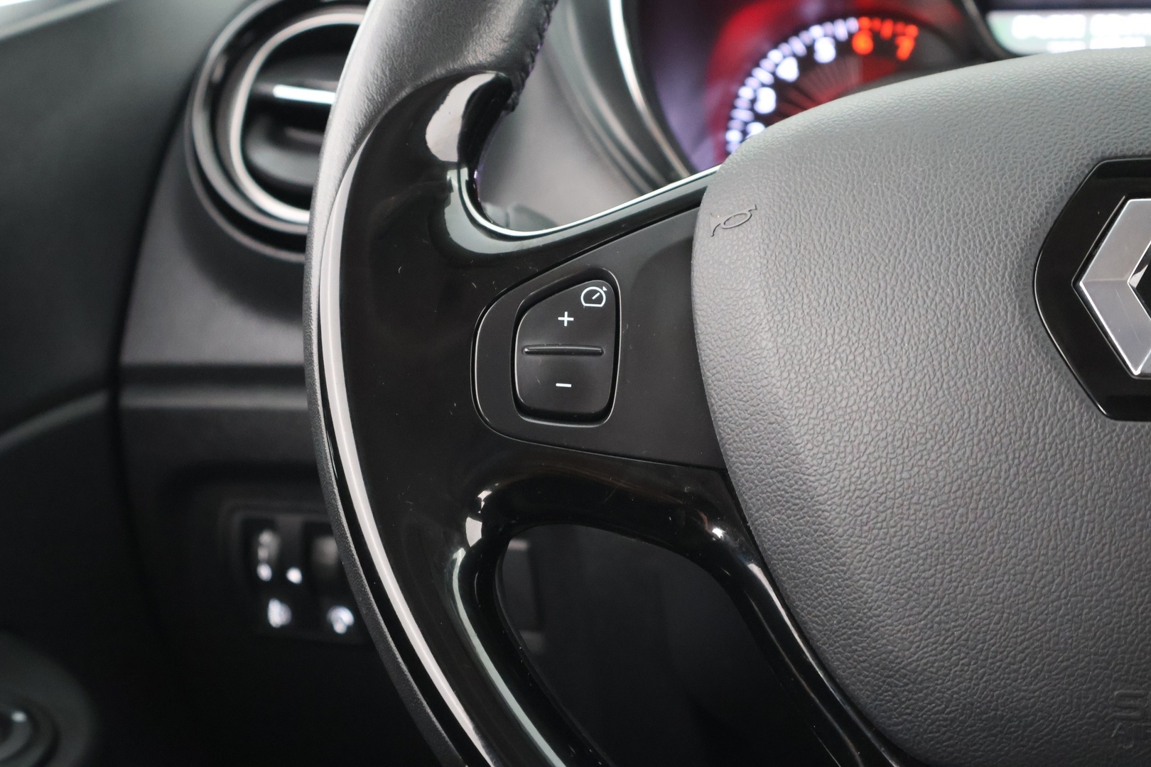 RENAULT Captur 2017