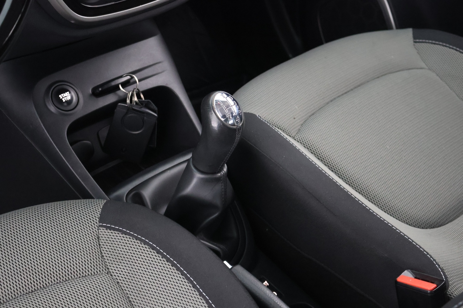 RENAULT Captur 2017