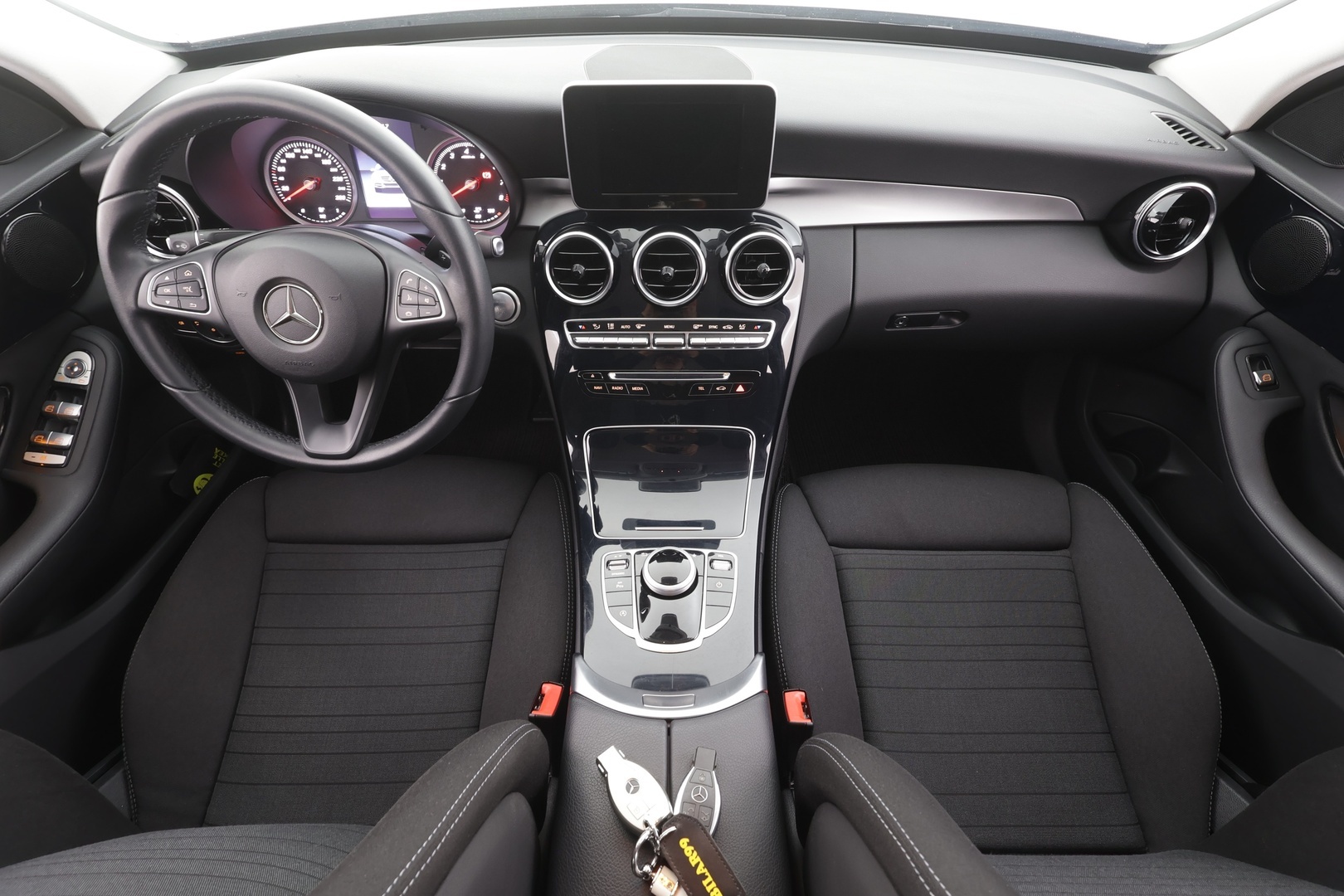 MERCEDES-BENZ C 2017