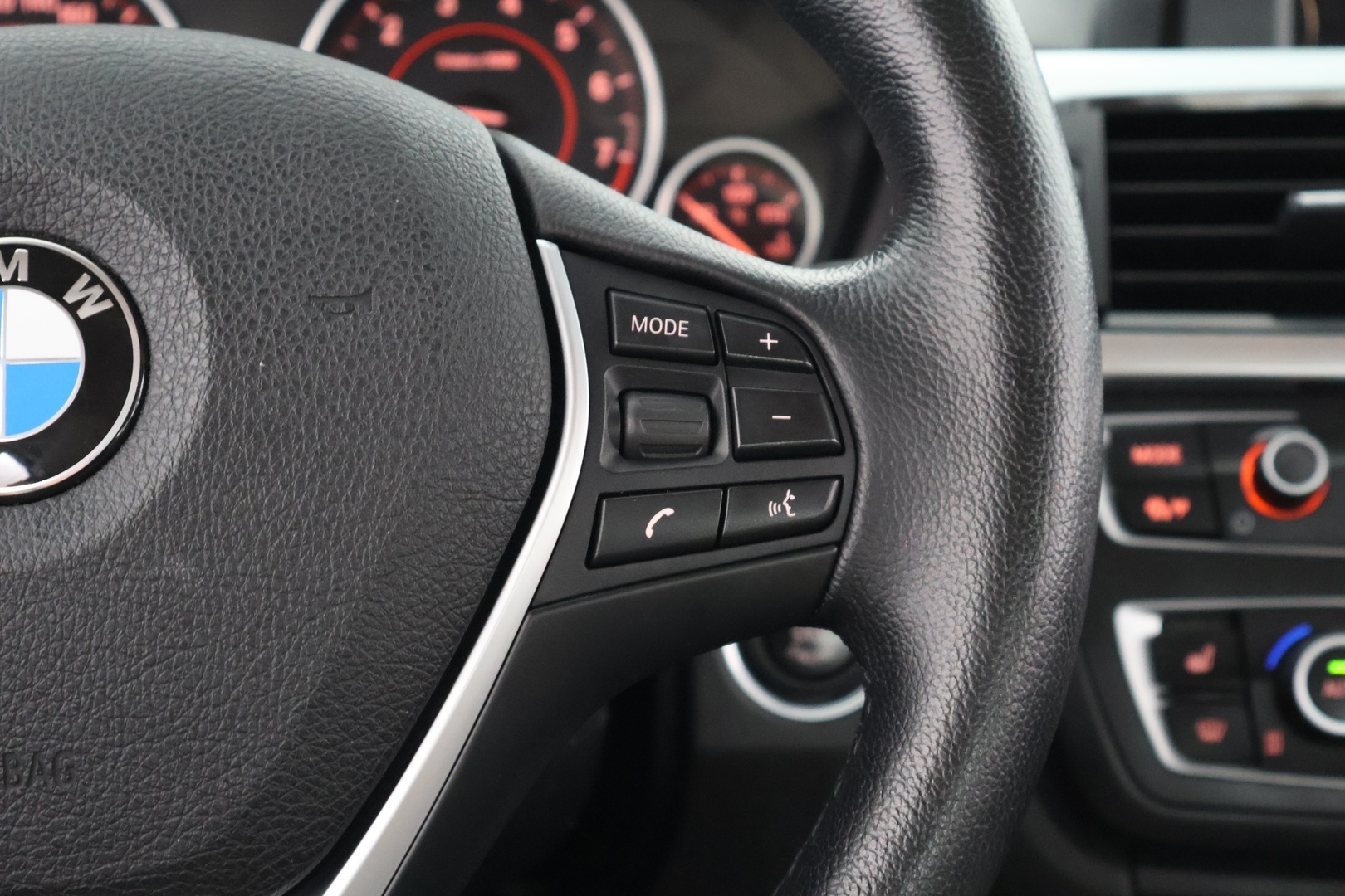 BMW 320 2015