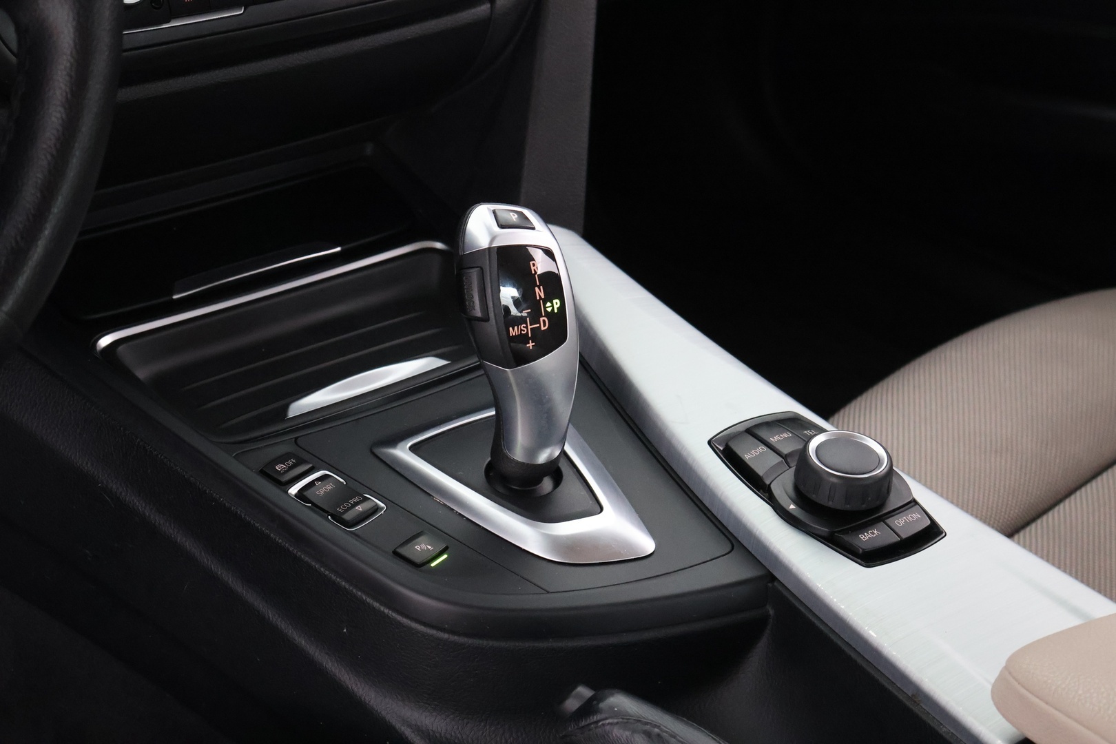 BMW 320 2015