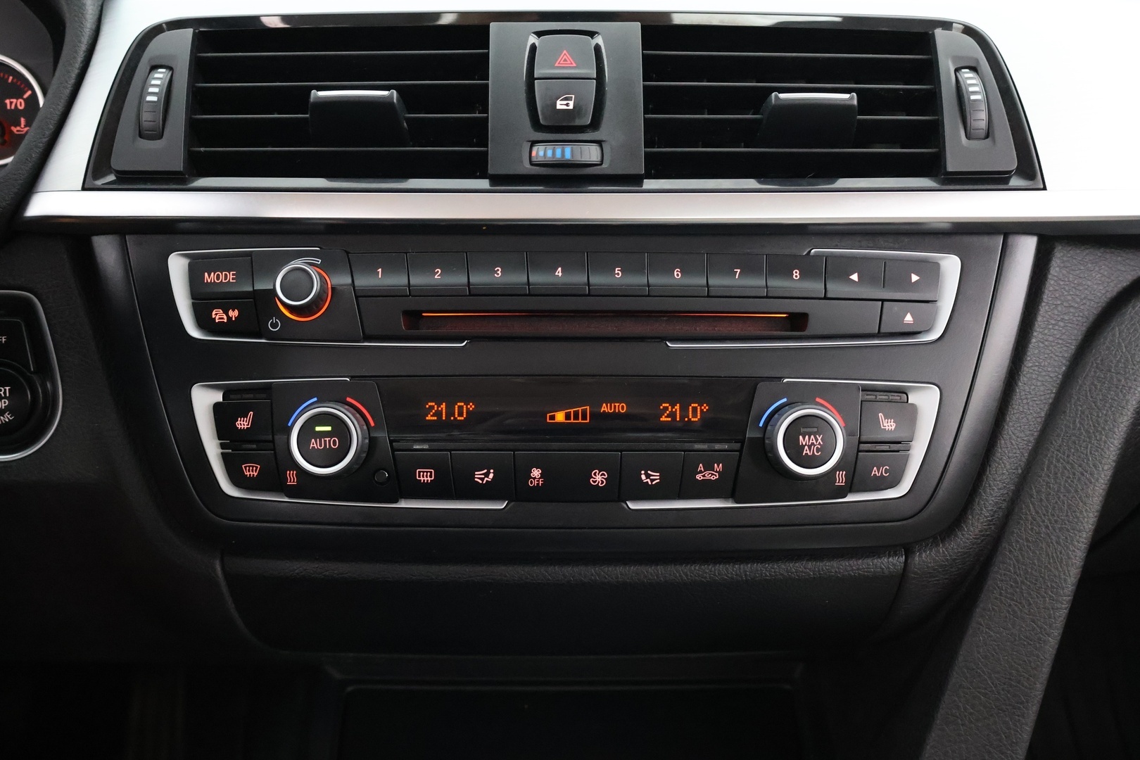 BMW 320 2015