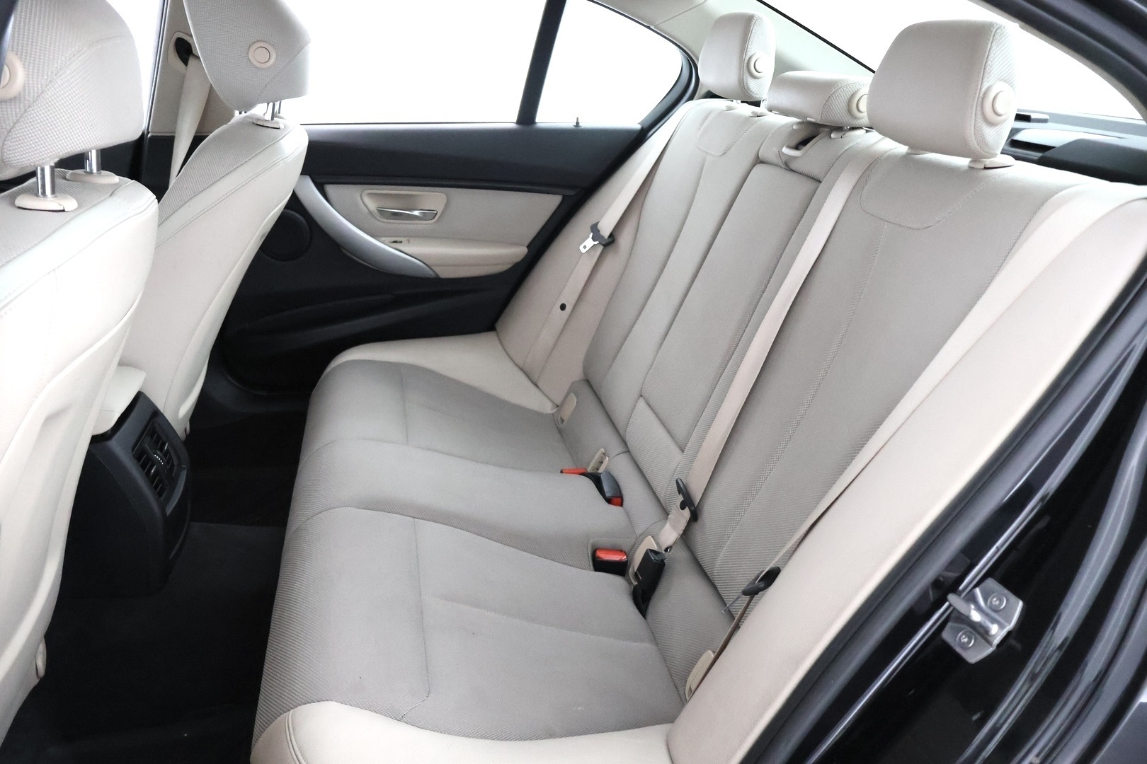 BMW 320 2015