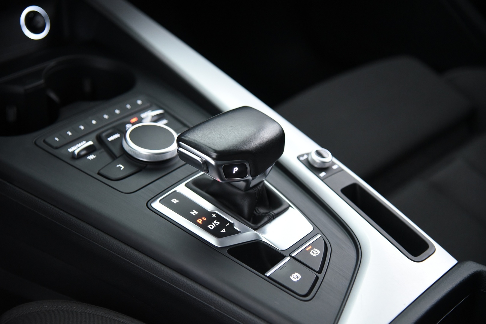 AUDI A4 allroad quattro 2018