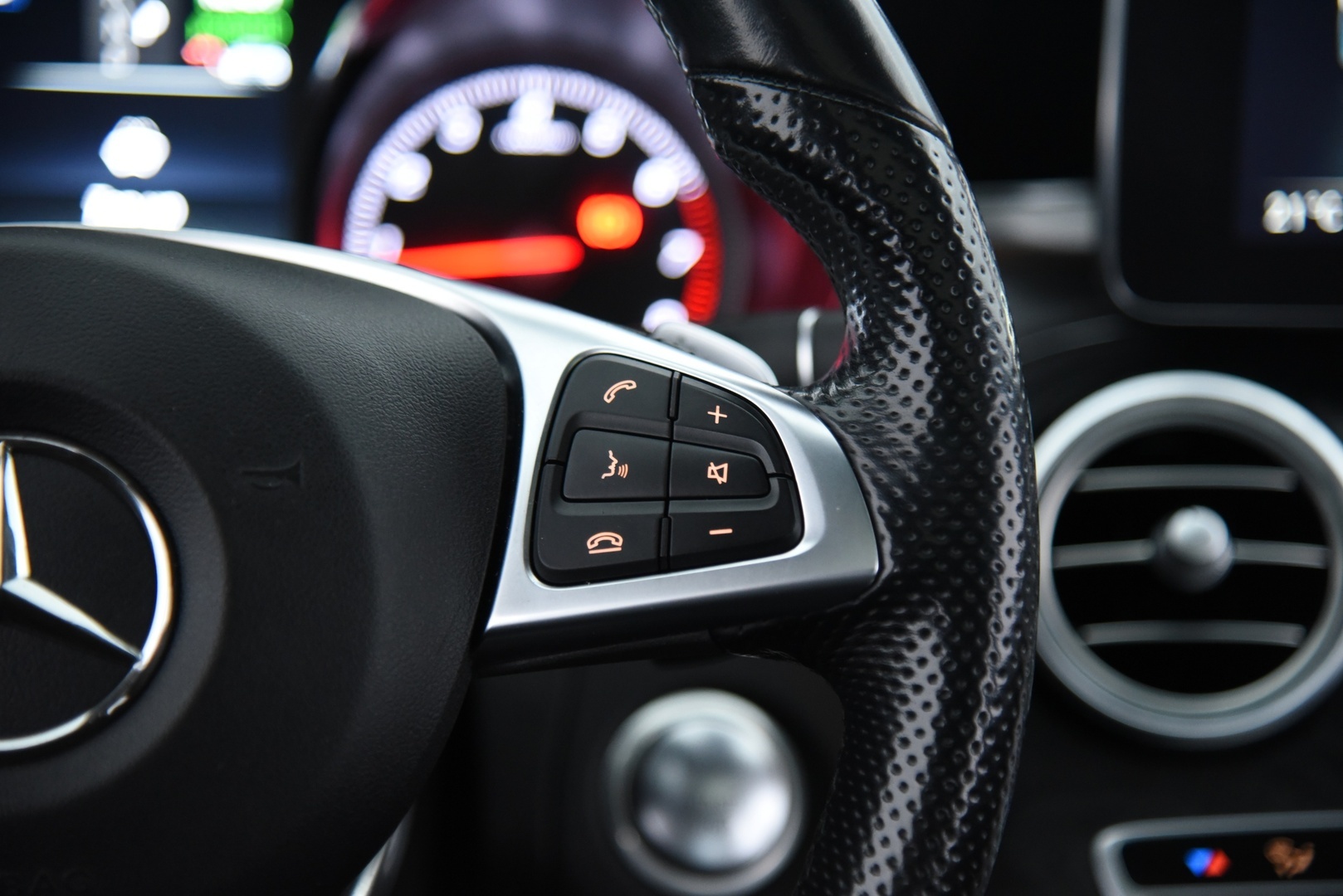 MERCEDES-BENZ C 2018