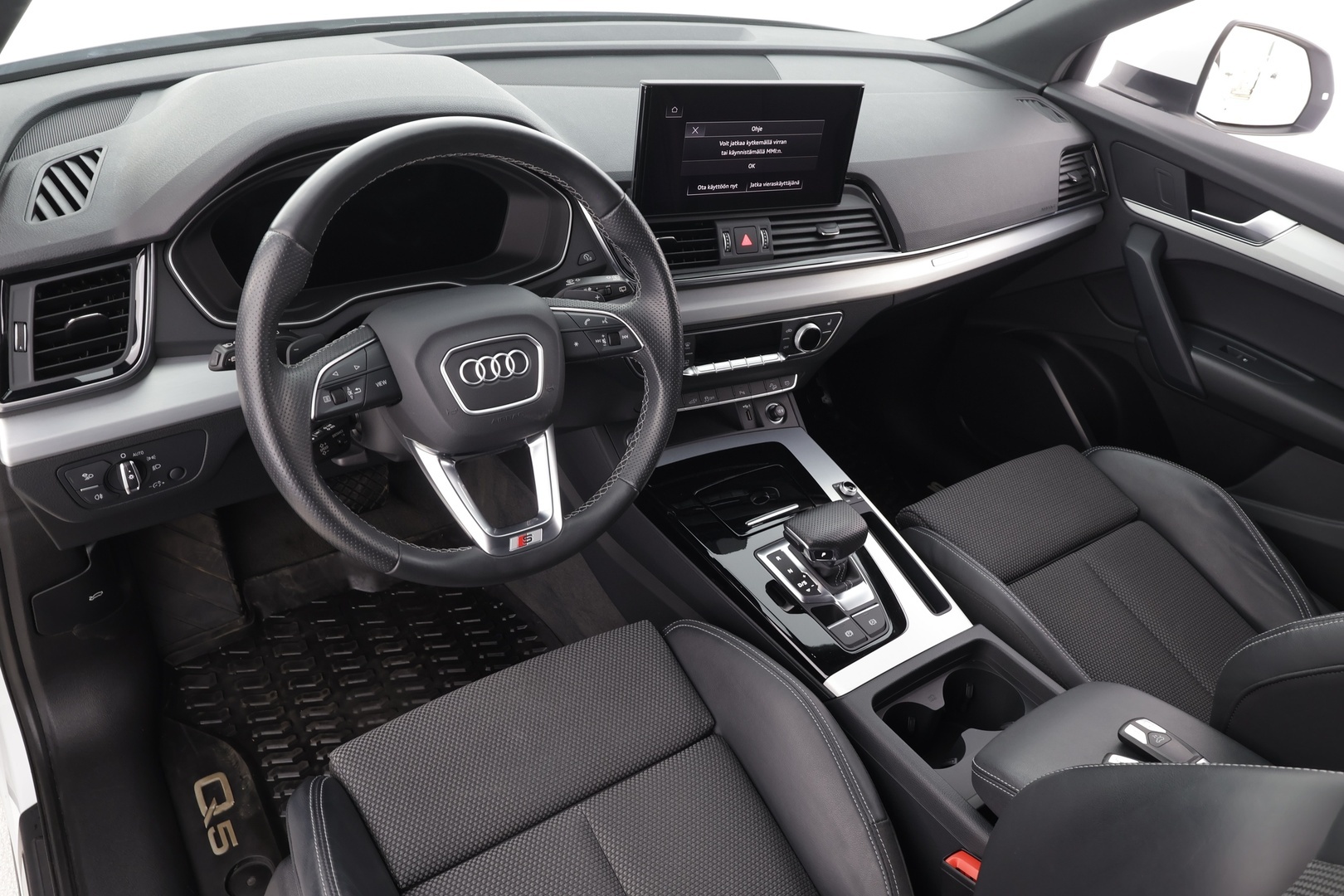 AUDI Q5 2023