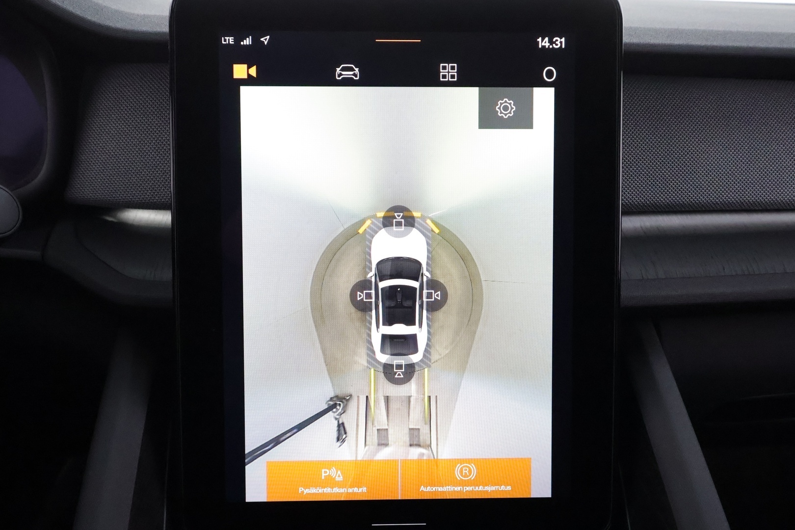 POLESTAR 2 2023