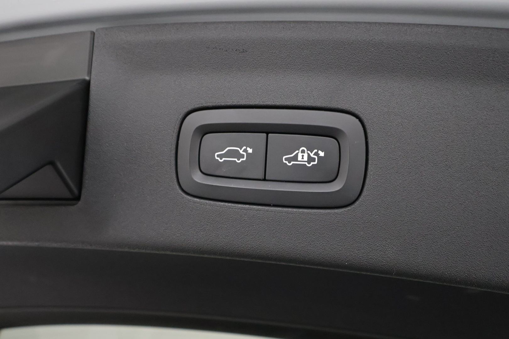 POLESTAR 2 2023