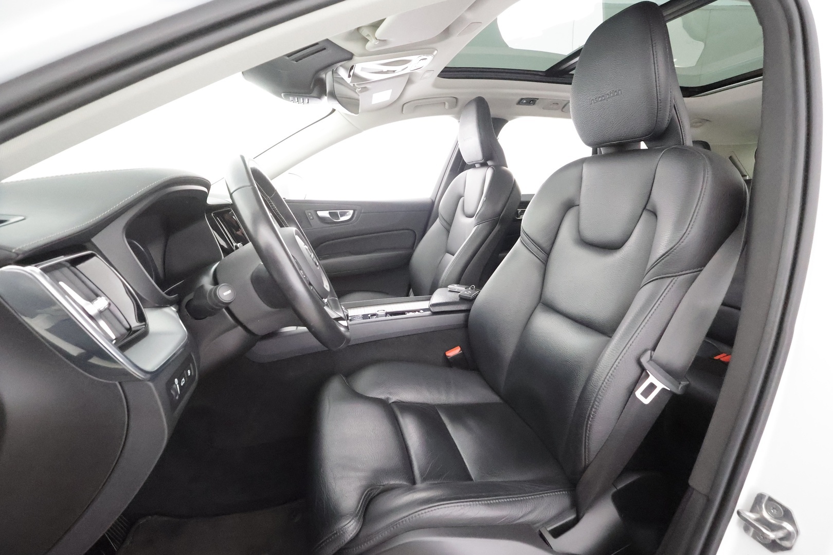 VOLVO XC60 2020