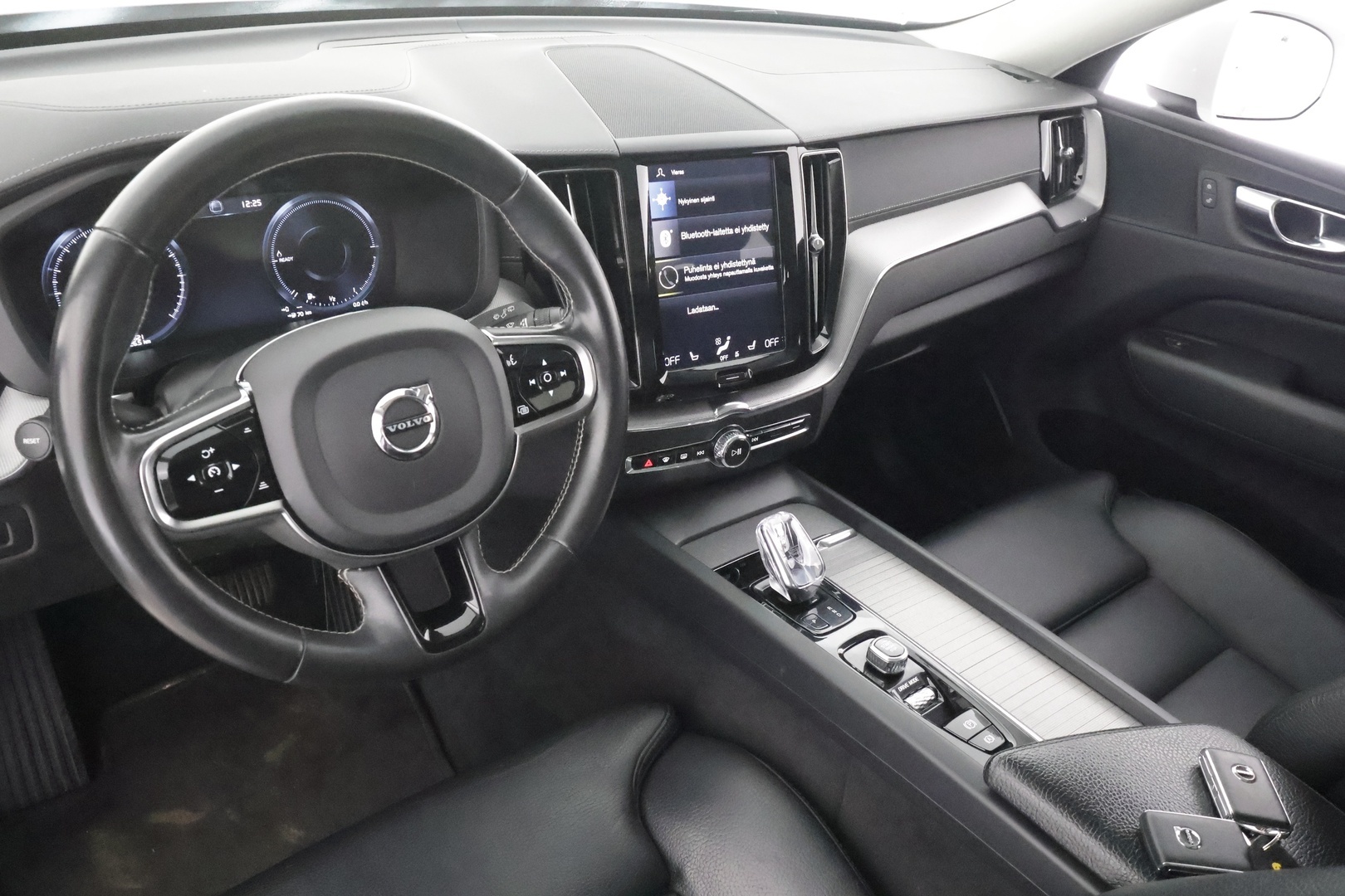 VOLVO XC60 2020