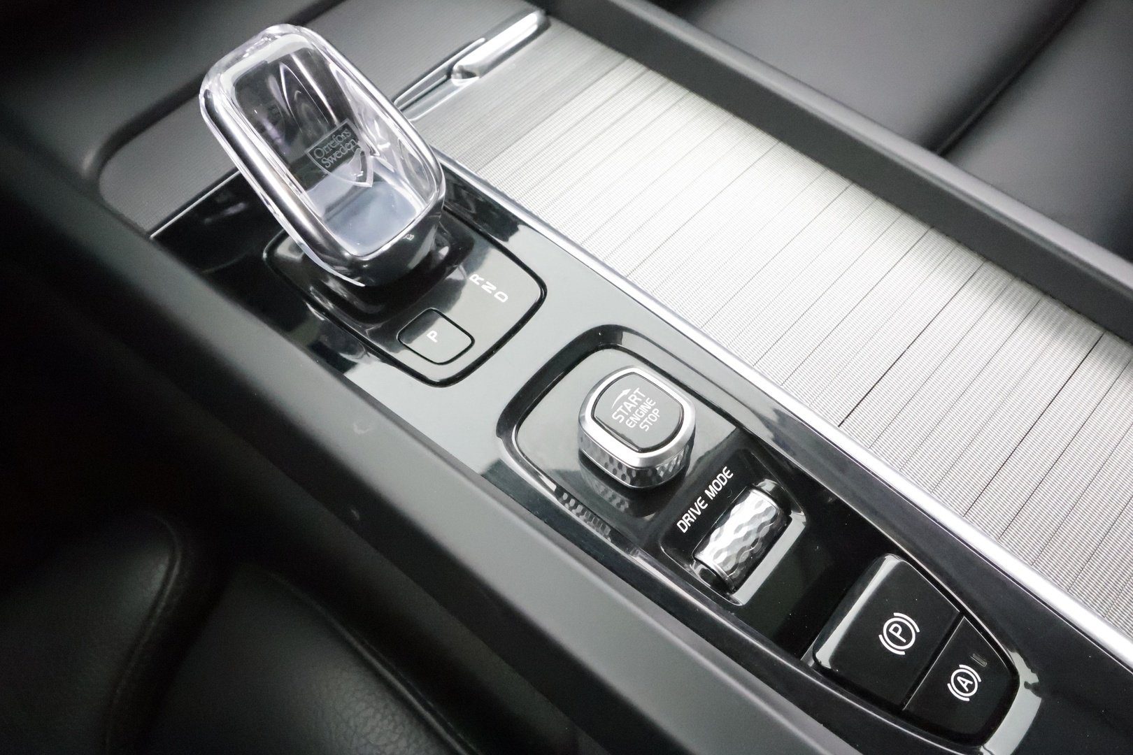 VOLVO XC60 2020