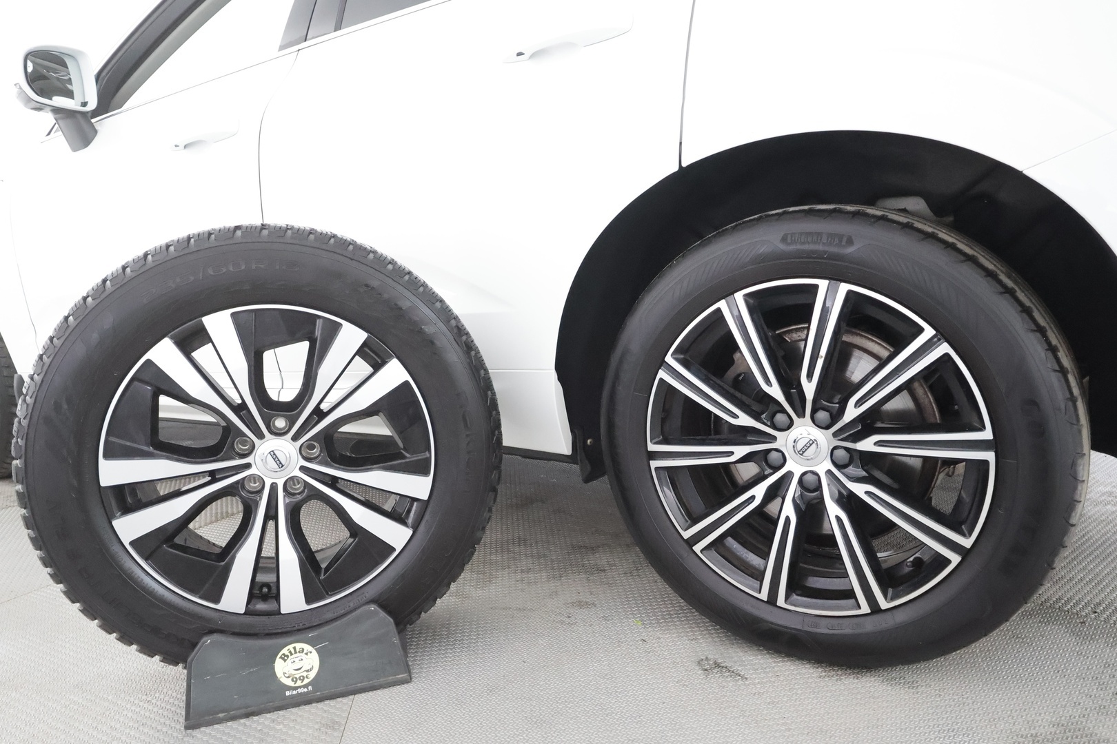 VOLVO XC60 2020