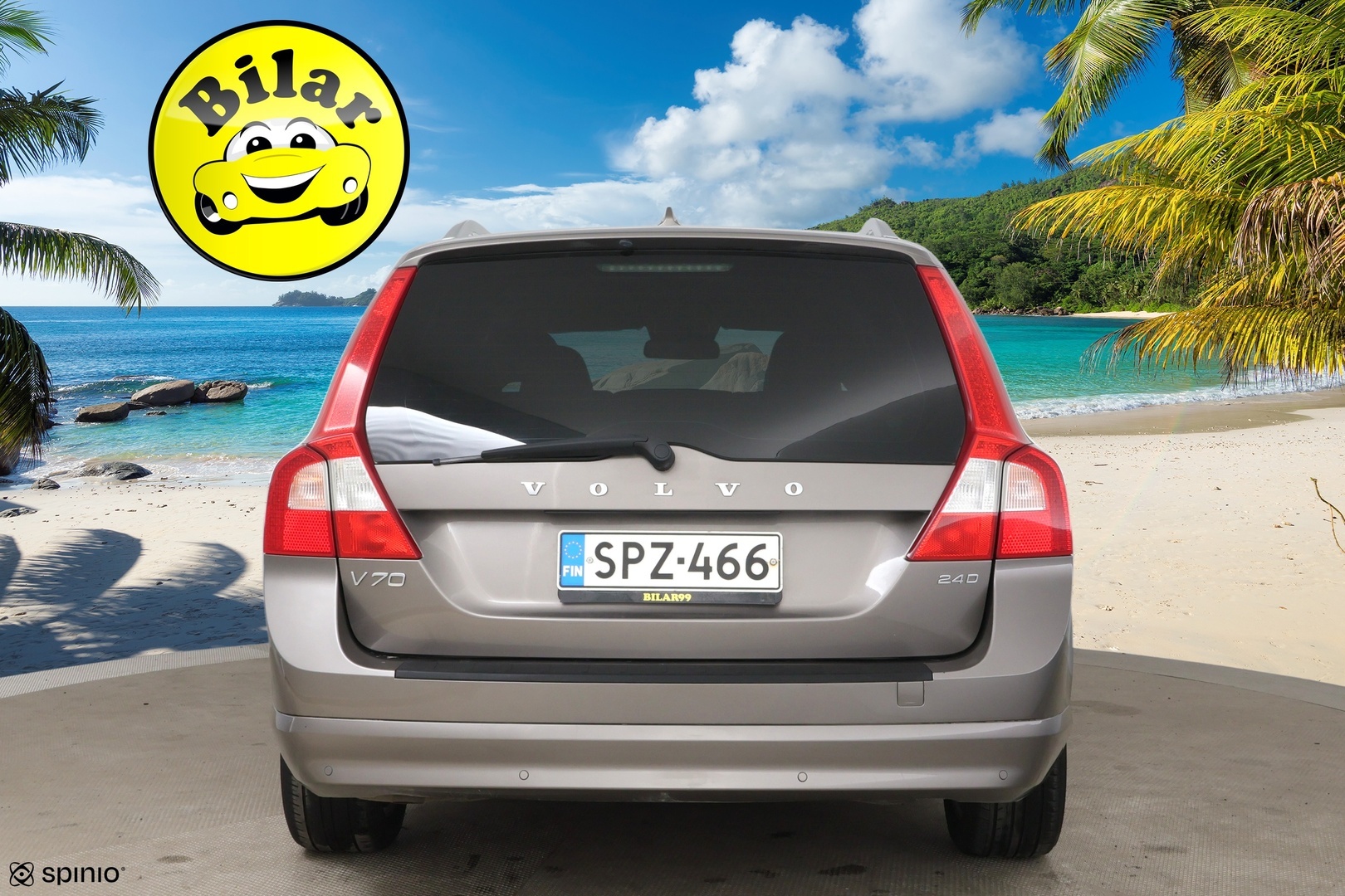 VOLVO V70 2010