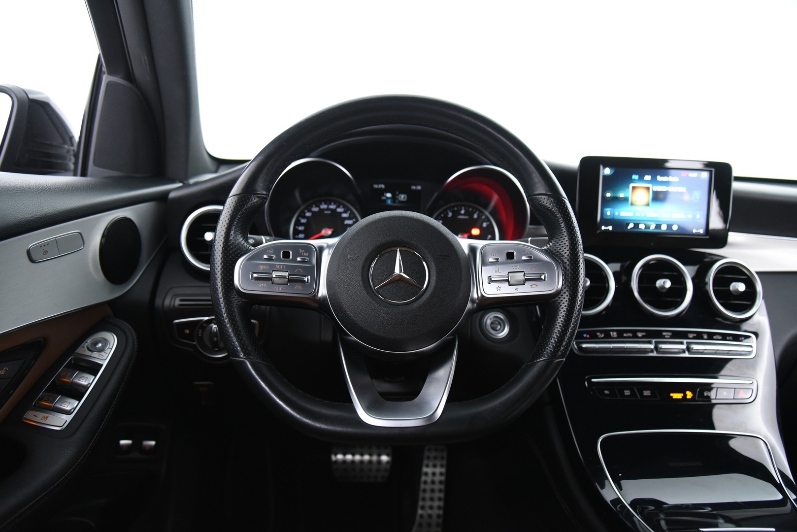 MERCEDES-BENZ GLC 2020