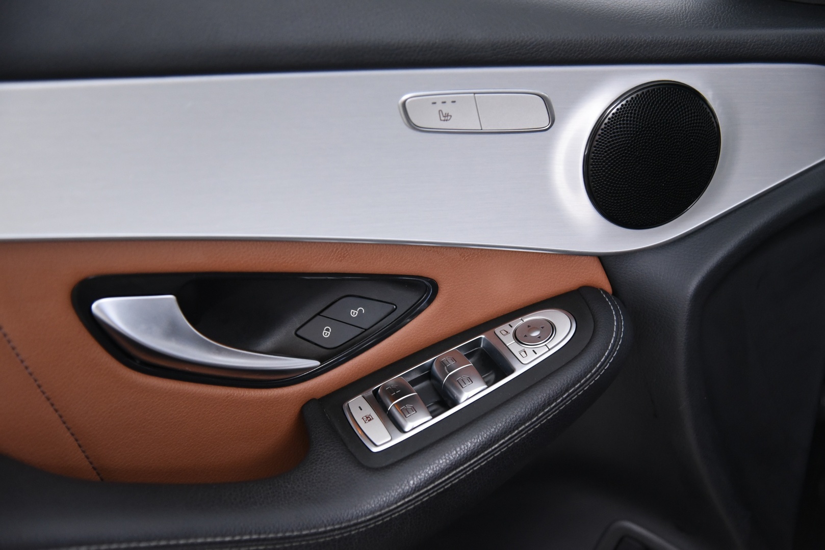 MERCEDES-BENZ GLC 2020