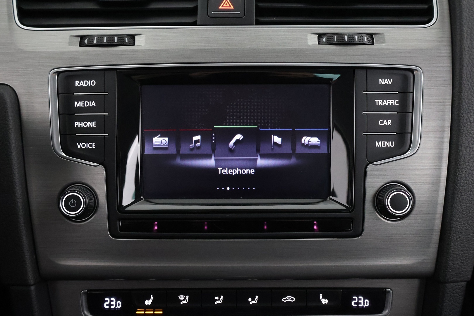 VOLKSWAGEN Golf 2015