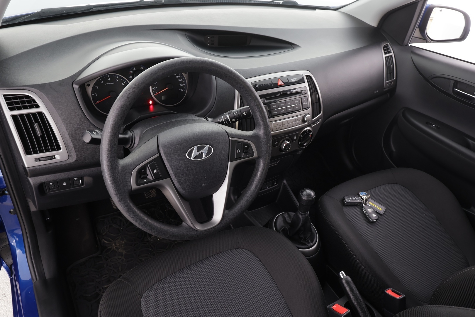 HYUNDAI i20 5d 2013